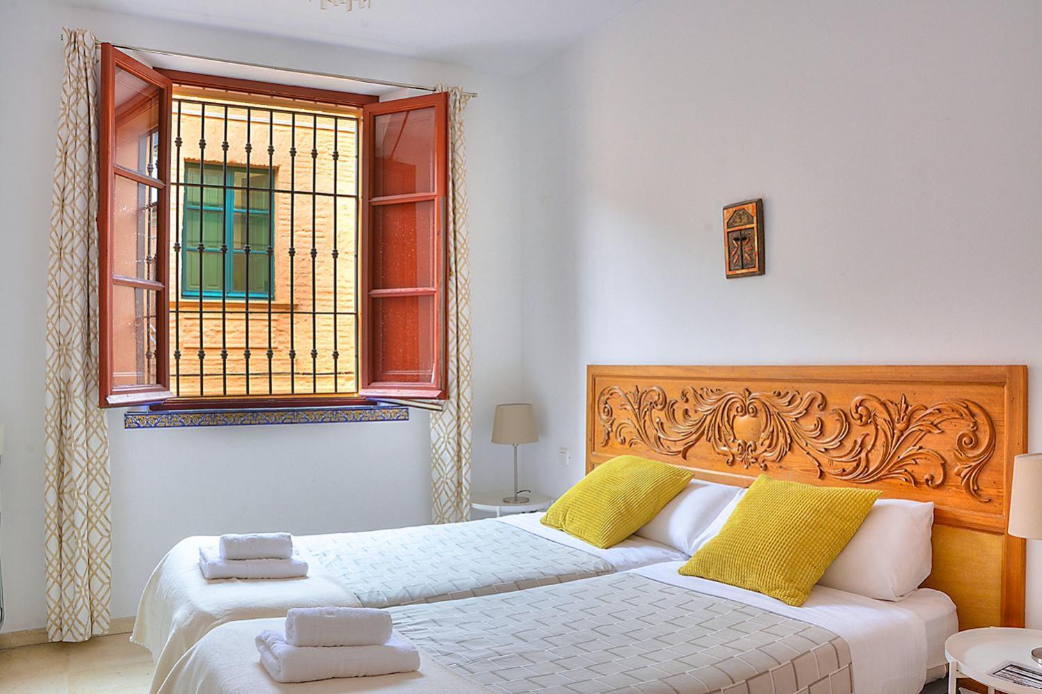 Apartamento Torre De La Plata Sevilla Eksteriør bilde